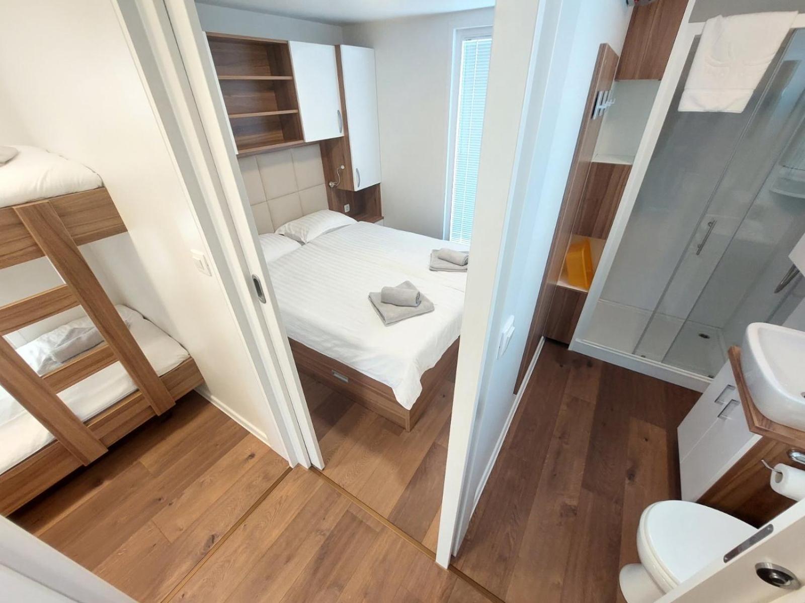 House Boat Oliva - Floating House Villa Póla Kültér fotó